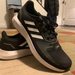 Men’s Size 10 Adidas